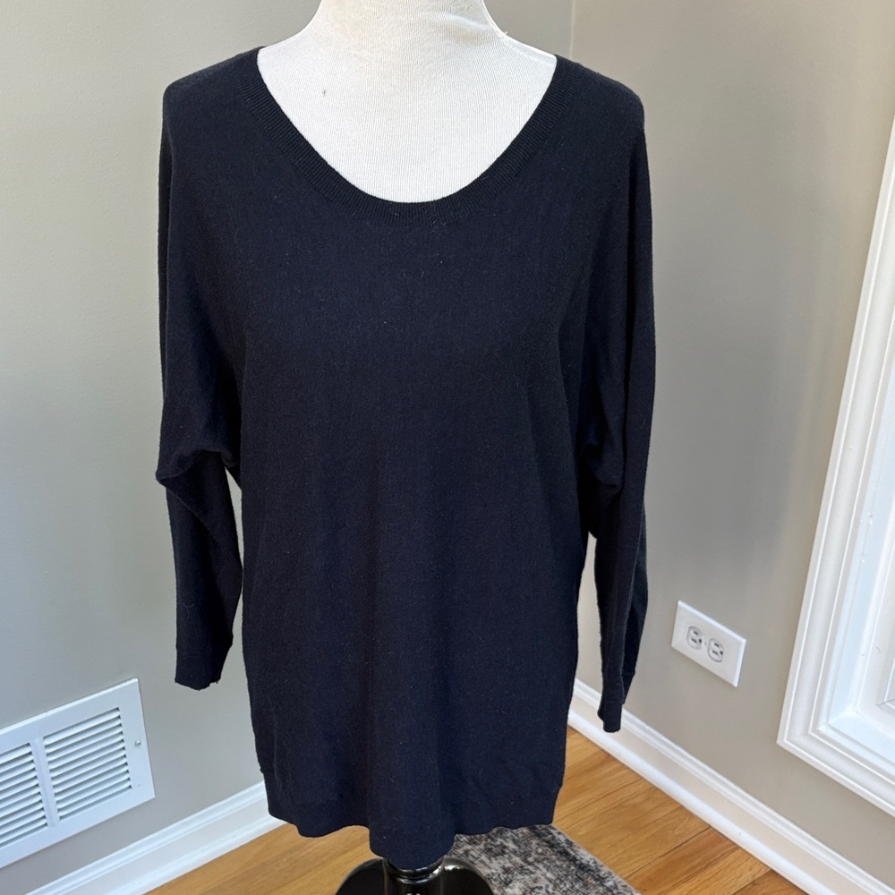Vince | Navy Long Sleeve Sweater, Sz M